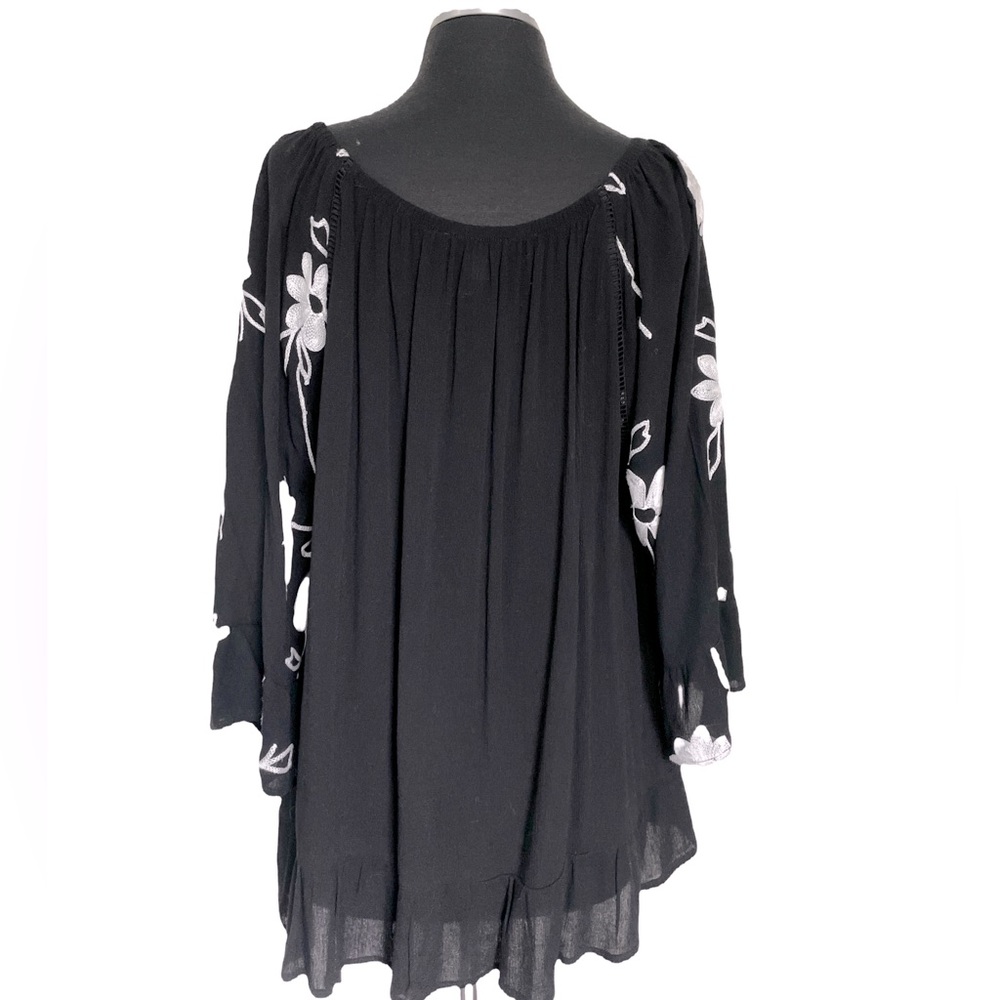 Embroidered Peasant Top - Picture 8 of 9